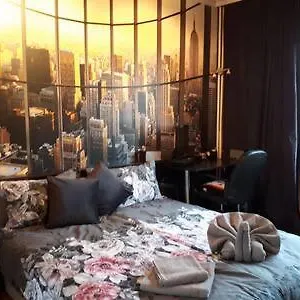 Habitación en casa particular New York - Guest Near The Airport, Transport Possibility, Sofía